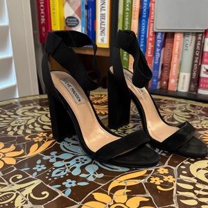 Steve Madden Black Suede Block Heel Sandals Sz: 7